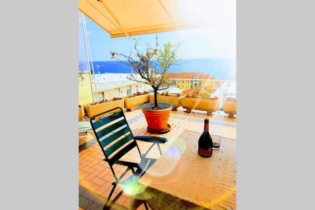 Attico Sul Mare A Sanremo Apartment Екстериор снимка